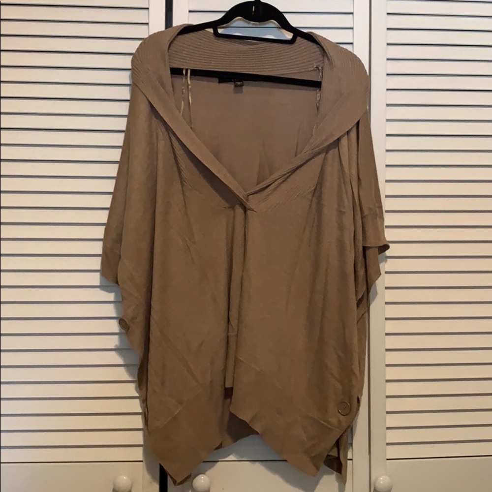 Drape sweater/poncho